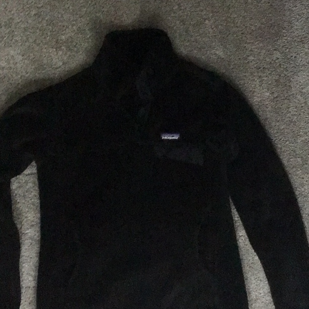Women’s Black Fleece Pullover